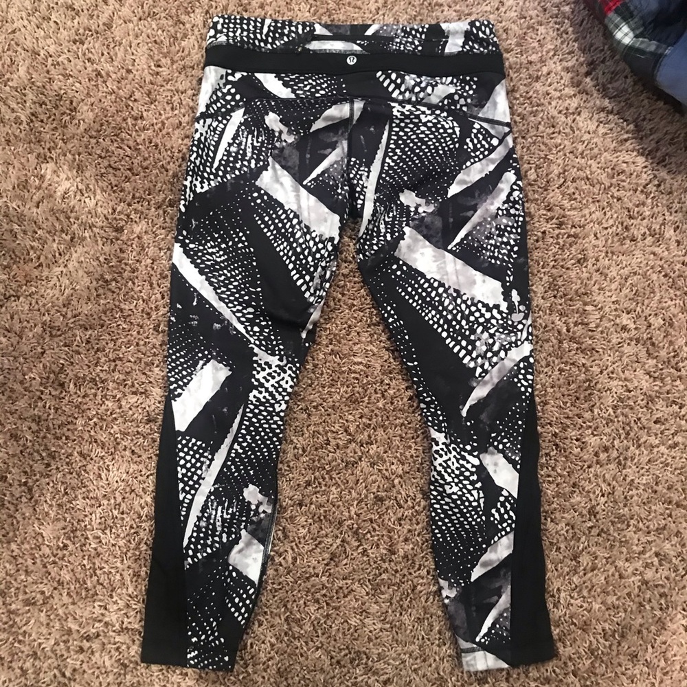 Size 10 7/8 lululemon